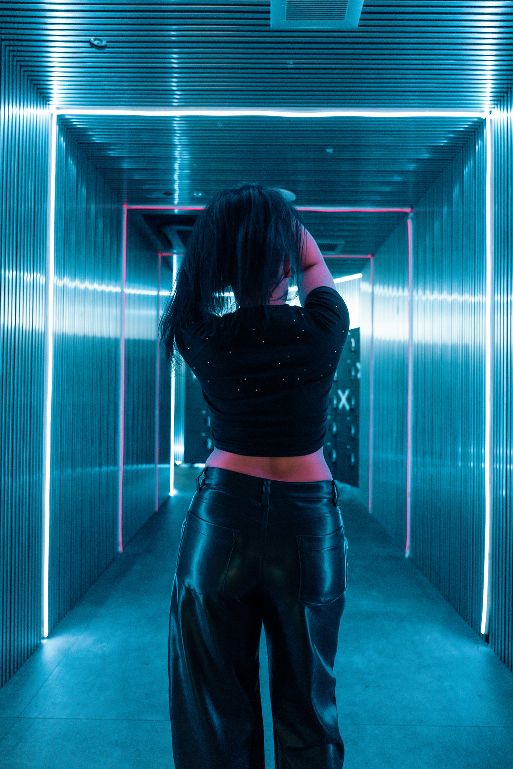 LOWEL® Camo Arabic Cropped Tee